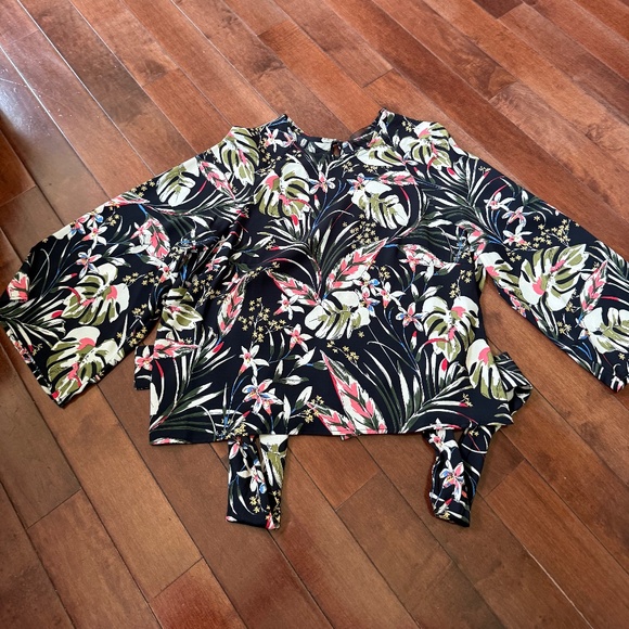 NWT Code x Mode Women’s Multicolored Floral Tie-Front Long Sleeve Blouse size XL - Picture 6 of 6